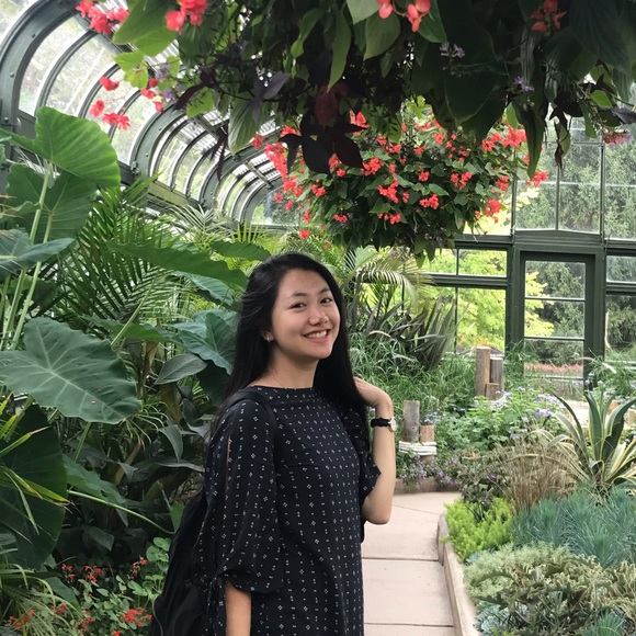 Meet your Posher, Jade - Picture 1 of 1